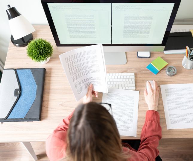 Traduction de documents acad&eacute;miques par une traductrice asserment&eacute;e